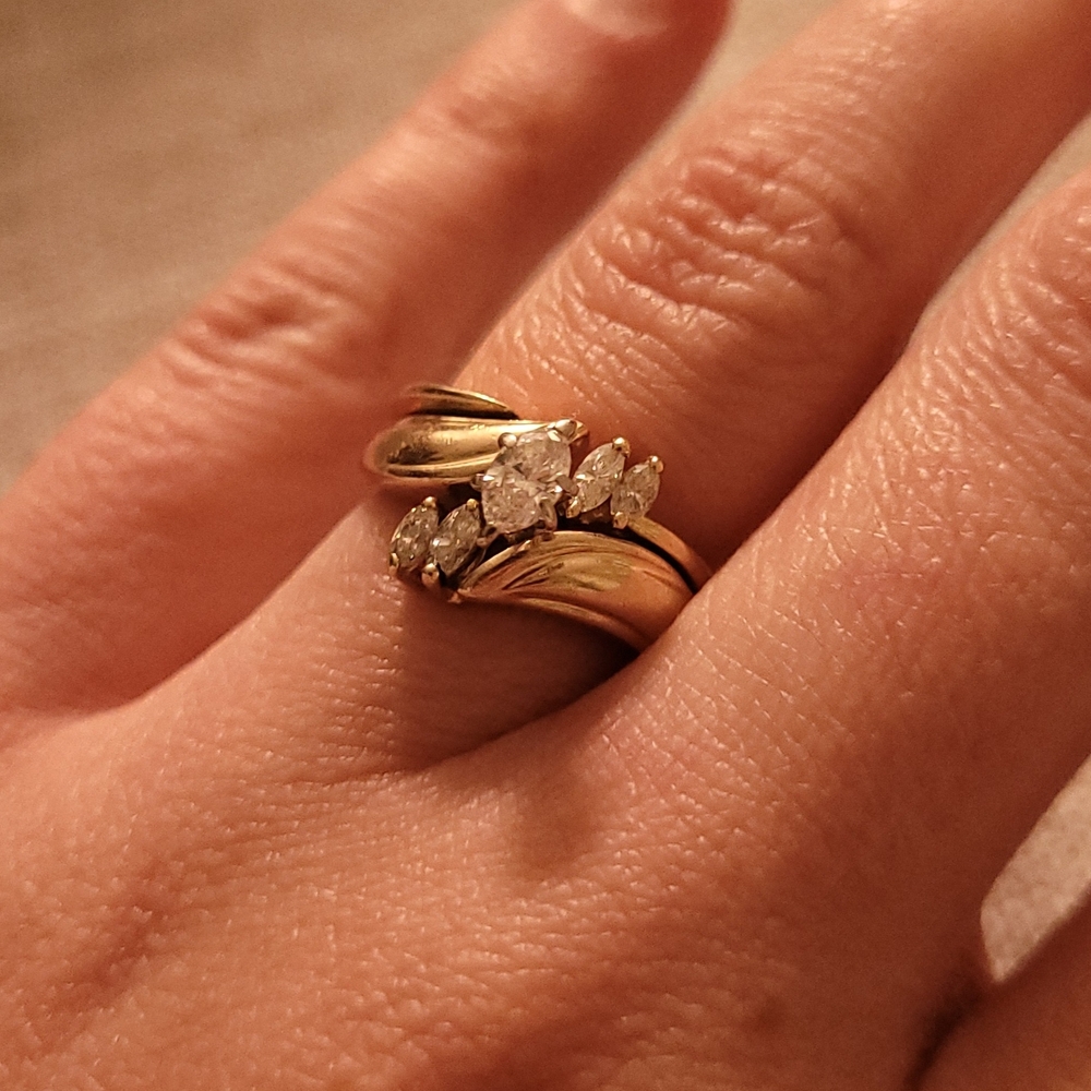 Gold and Diamond Women's Wedding Ring Set